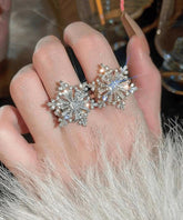 Anillo de dos piezas de acero inoxidable con circonitas y copos de nieve